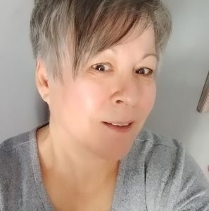 Meet your Posher, Jenny